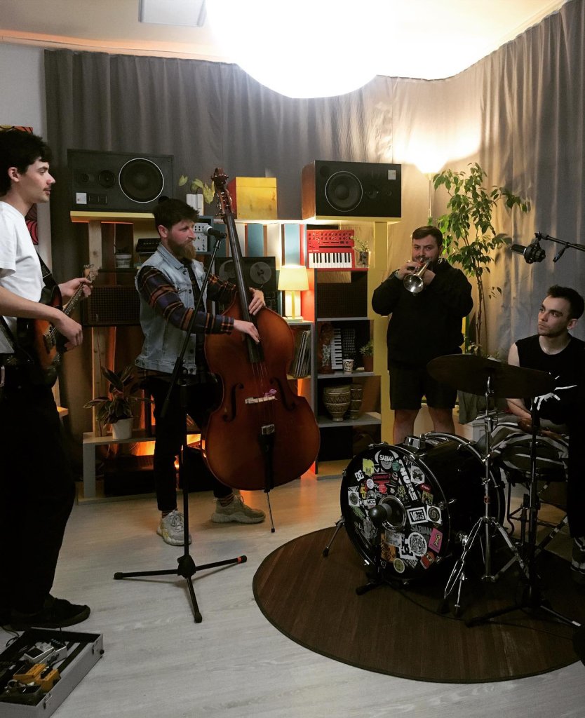 Concert Cosy MMNW în livingul Căminului Subcultural, 2021
