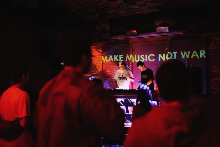 MMNW pres. Kolorado Fesztival Takeover, Atelier Cafe, 2024