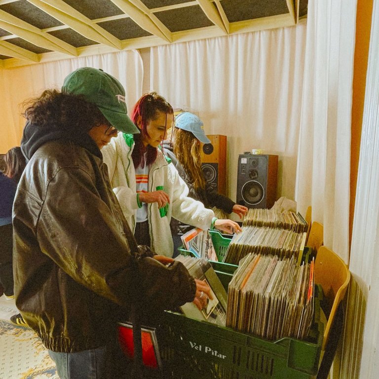 Afiș MMNW Vinyl Fair