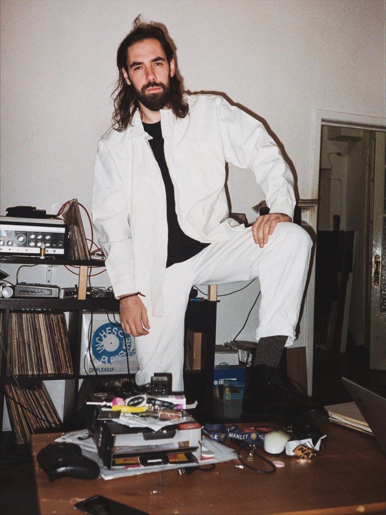 Afiș Meet the Artist: Lipelis